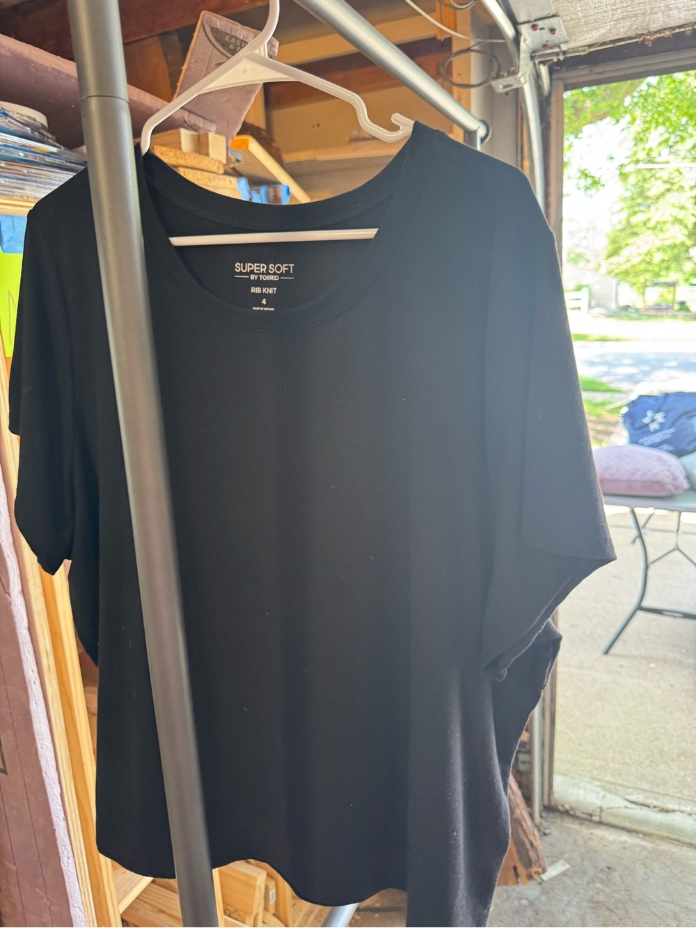 Women’s Ribbed Black Top